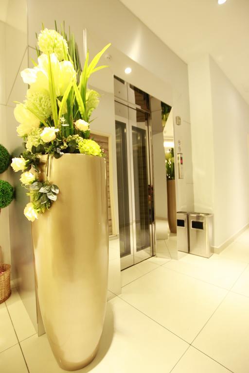 Hotel 99 Pusat Bandar Пухонг Екстериор снимка