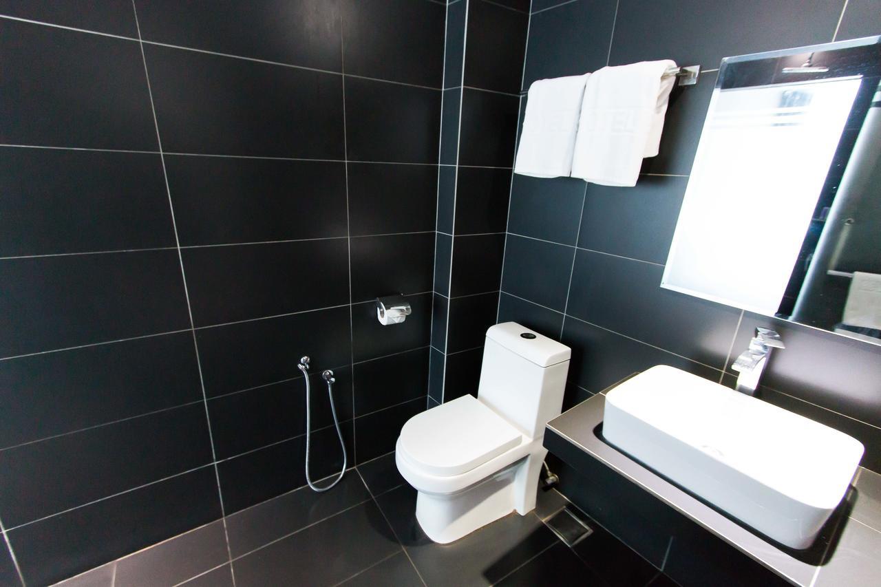 Hotel 99 Pusat Bandar Пухонг Екстериор снимка